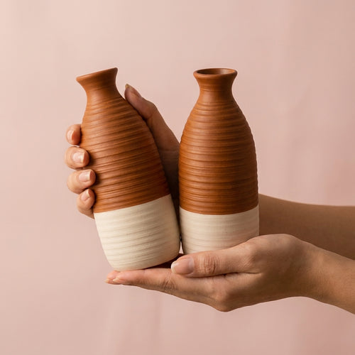 Alluring Decorative Vases, Pack of 1, Classic Style